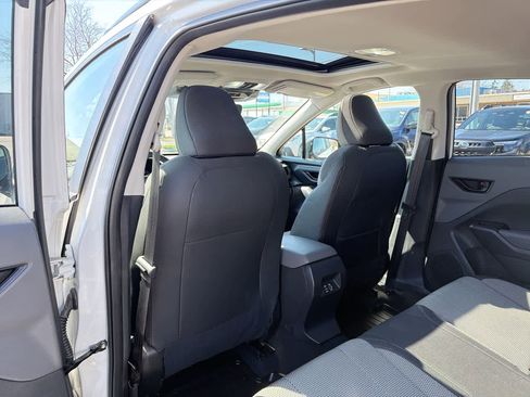 Certified 2024 Subaru Crosstrek 2.0i Premium image 23