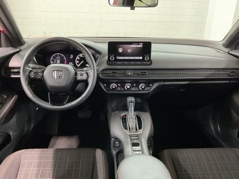 Used 2023 Honda HR-V Sport image 6