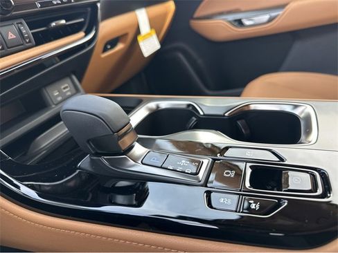 New 2026 Lexus NX 350h AWD w/ Premium Package image 28