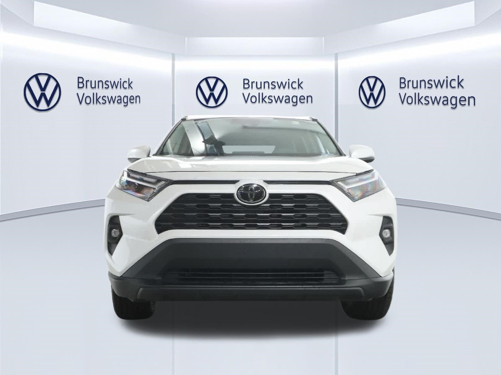 Used 2024 Toyota RAV4 XLE Premium w/ Weather Package AWD/4WD image 5