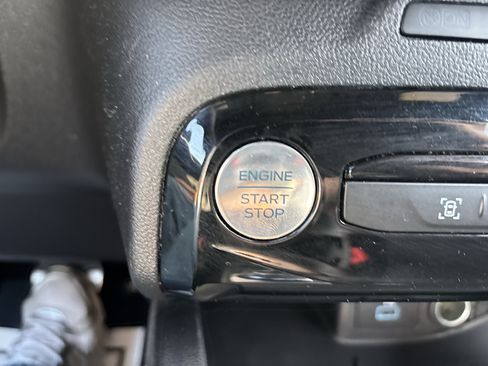 Used 2023 Ford Escape ST-Line w/ Tech Pack #1 FWD image 32