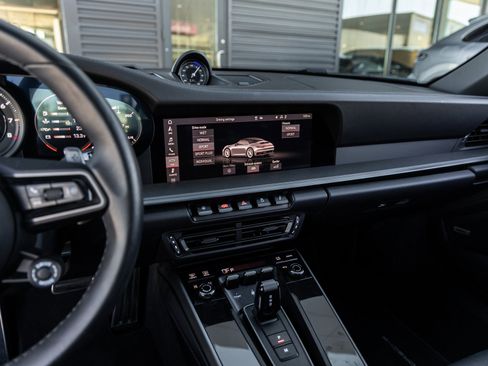 Certified 2020 Porsche 911 Carrera S image 31