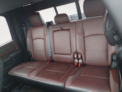 Used 2025 RAM 2500 Limited AWD/4WD image 13