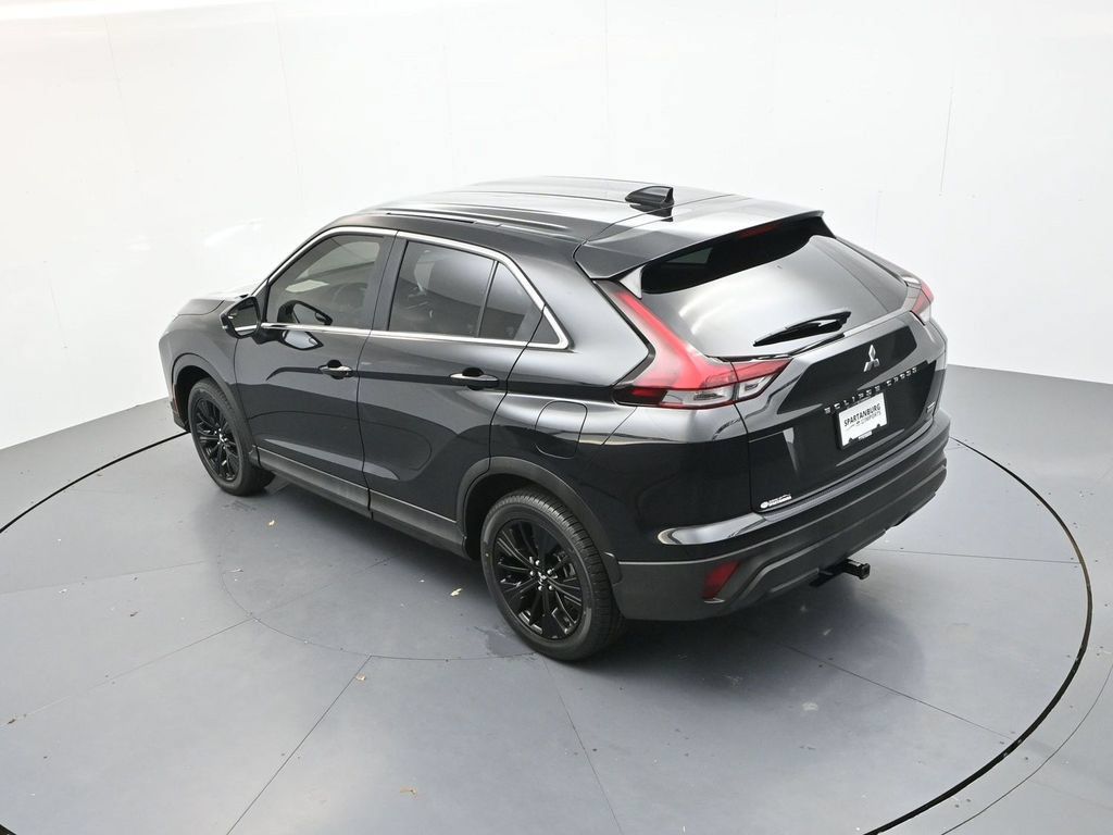 Used 2022 Mitsubishi Eclipse Cross LE AWD/4WD image 22