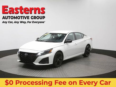 Used 2024 Nissan Altima 2.5 SR FWD image 55
