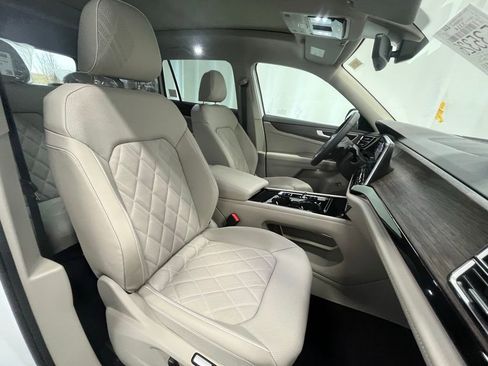 New 2026 Volkswagen Atlas SEL Premium R-Line image 12