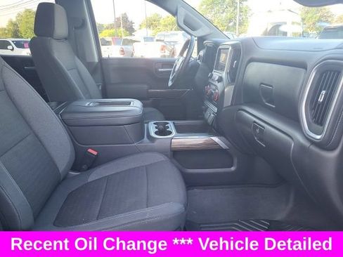 Used 2021 Chevrolet Silverado 1500 LT Trail Boss w/ Convenience Package II AWD/4WD image 19