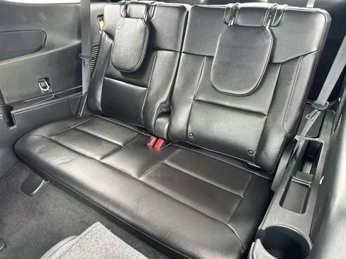Used 2023 Ford Explorer Limited w/ Limited Technology Package AWD/4WD image 26