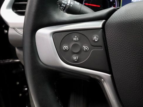 Used 2023 GMC Acadia SLT w/ LPO, Floor Liner Package image 30