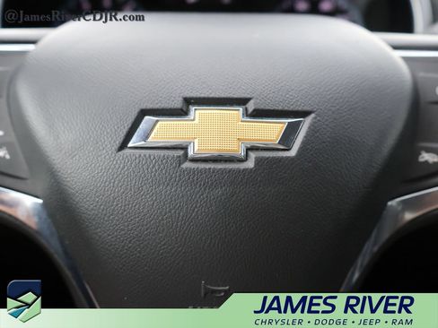 Used 2024 Chevrolet Malibu LT FWD image 23
