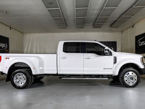 Used 2019 Ford F450 Lariat w/ Lariat Value Package image 5