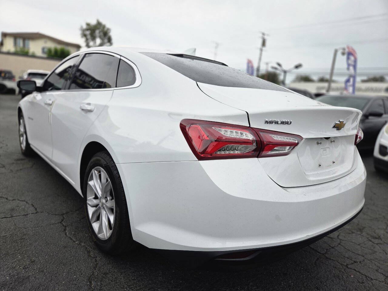 Used 2020 Chevrolet Malibu LT FWD image 14
