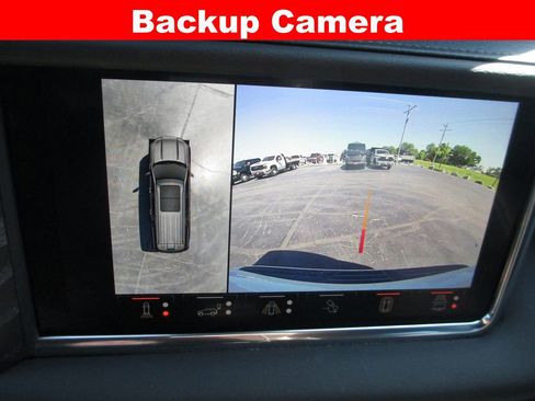 Used 2023 GMC Yukon Denali w/ Denali Reserve Package AWD/4WD image 18
