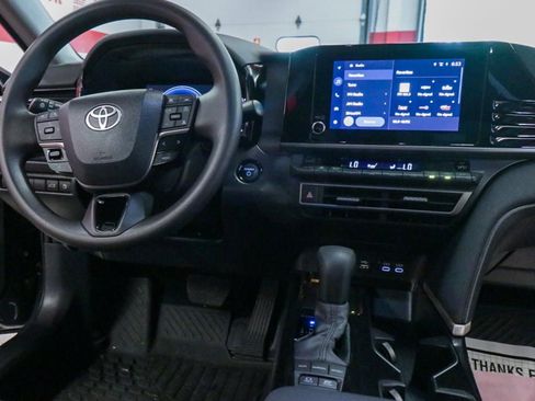 Used 2025 Toyota Camry LE w/ Convenience Package FWD image 23