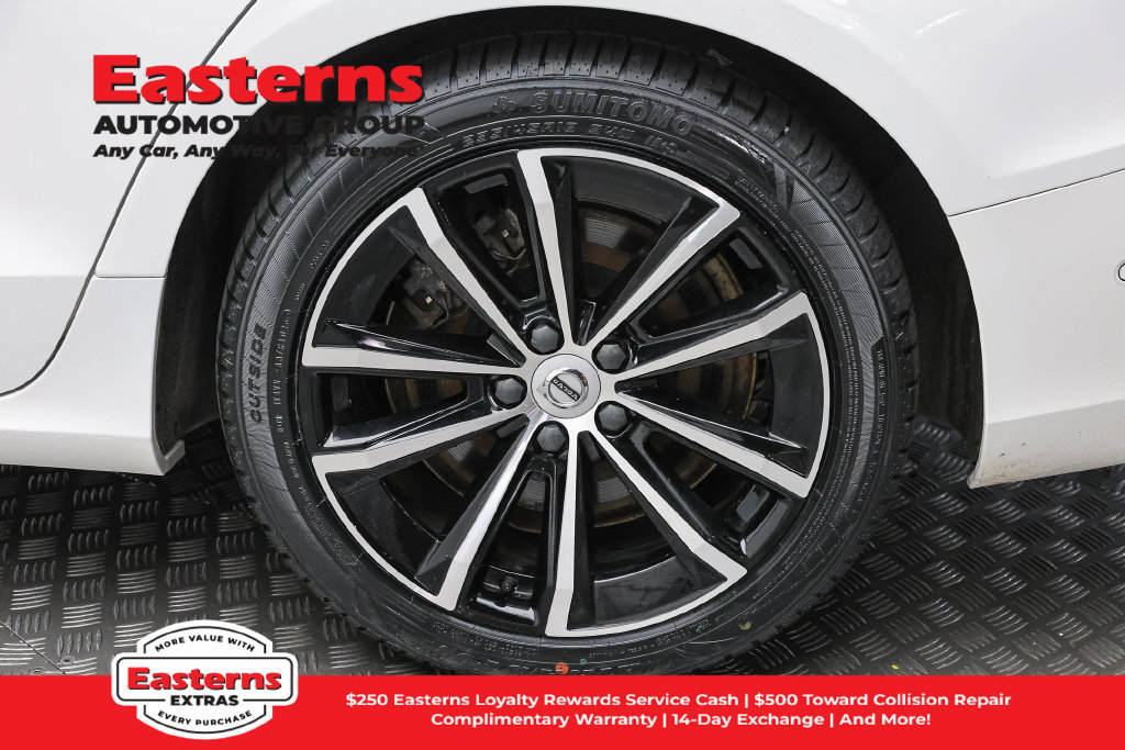 Used 2023 Volvo S60 T8 Plus AWD/4WD image 9