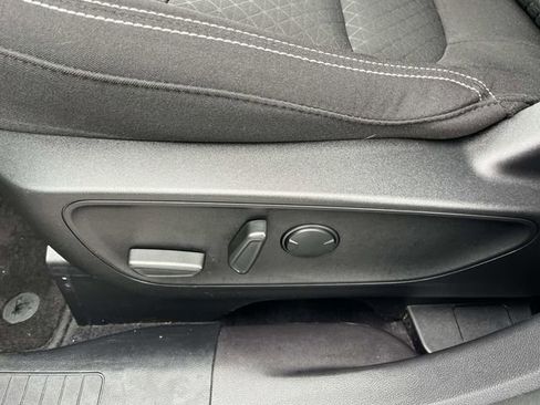 Used 2023 Ford Escape Active image 35