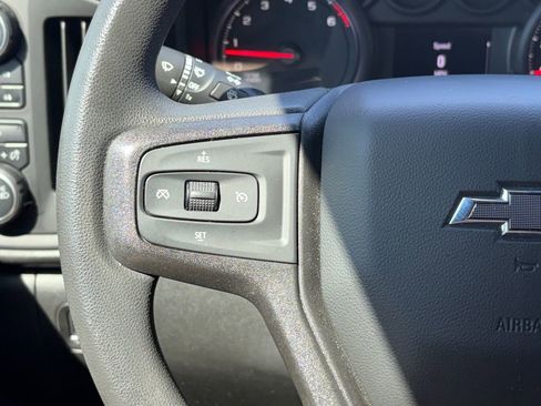 Used 2021 Chevrolet Silverado 1500 Custom Trail Boss AWD/4WD image 12