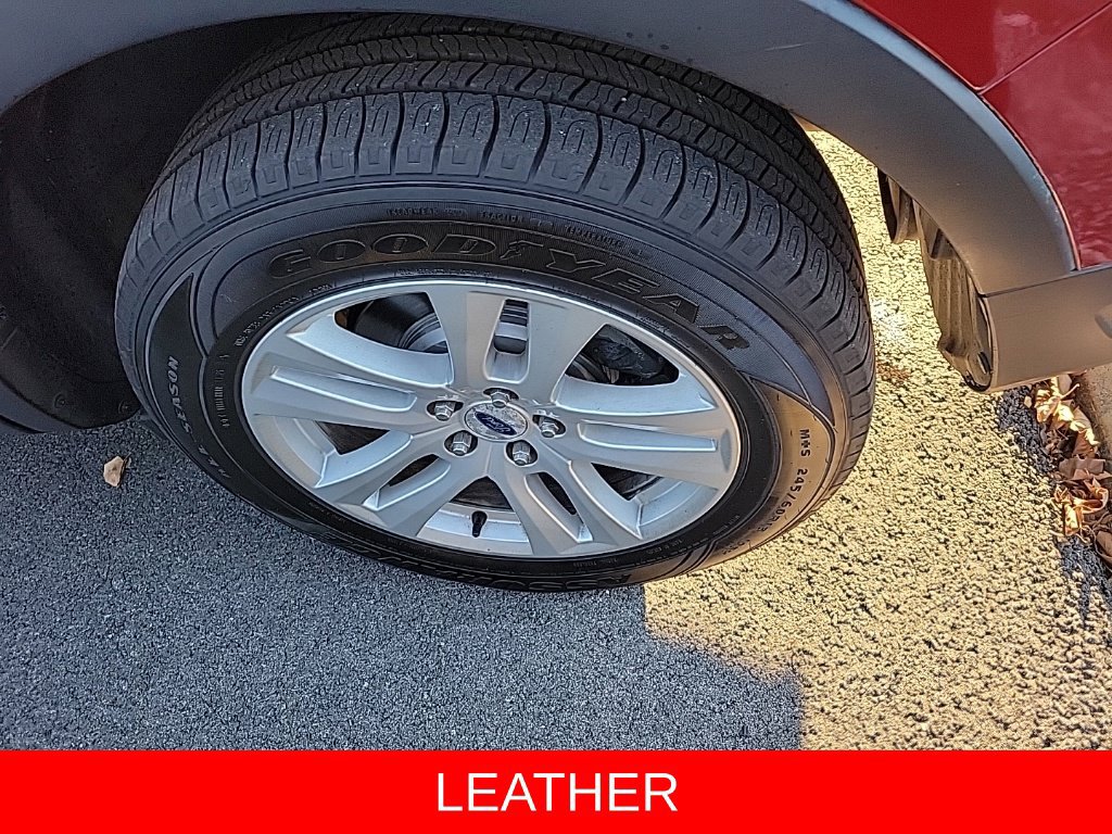 Used 2018 Ford Explorer XLT w/ Equipment Group 202A AWD/4WD image 6