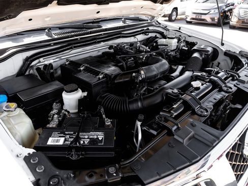 Used 2019 Nissan Frontier S image 45