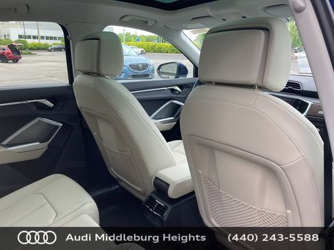 Certified 2025 Audi Q3 2.0T Premium w/ Convenience Package image 28