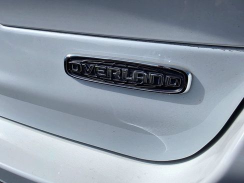 Used 2023 Jeep Grand Cherokee L Overland AWD/4WD image 6