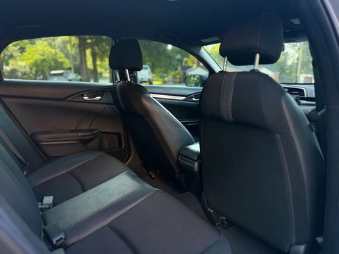 Used 2019 Honda Civic Sport image 13