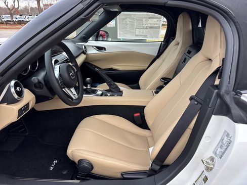 New 2025 MAZDA MX-5 Miata Grand Touring image 14