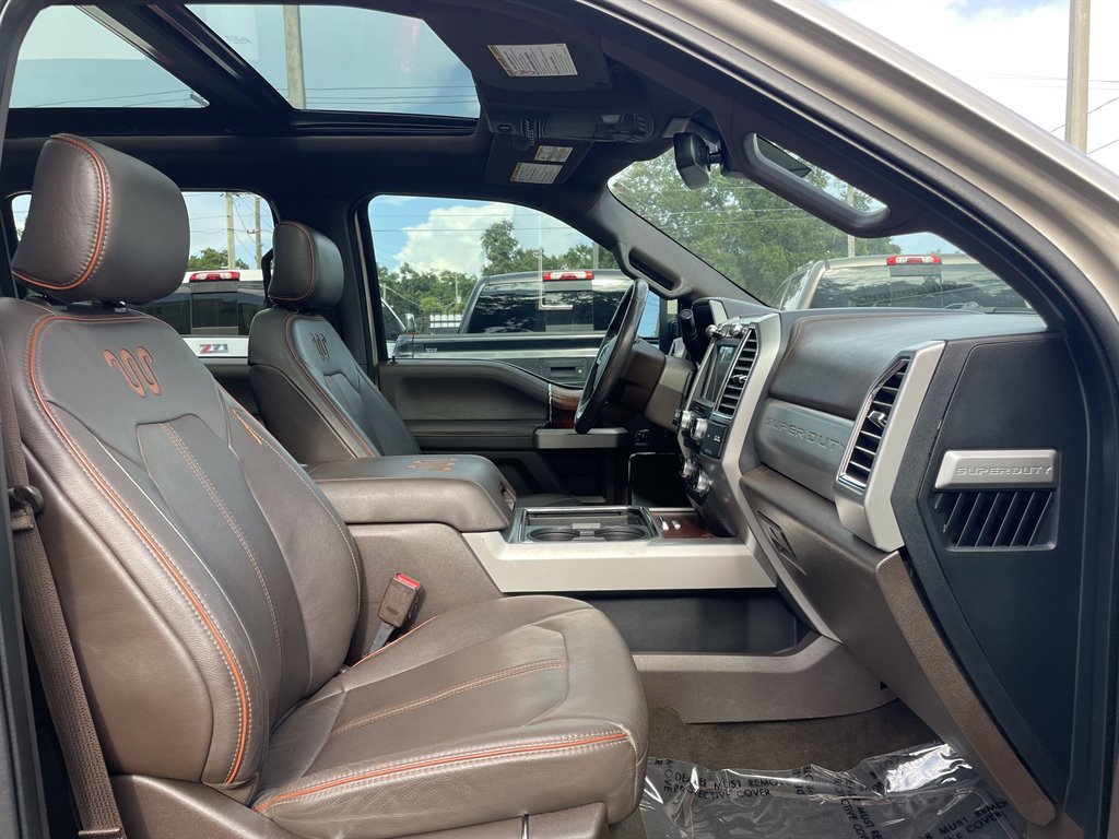 Used 2017 Ford F350 King Ranch w/ King Ranch Ultimate Package AWD/4WD image 24