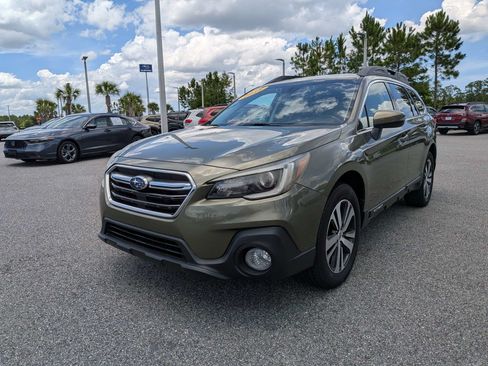 Used 2018 Subaru Outback 2.5i Limited AWD/4WD image 8