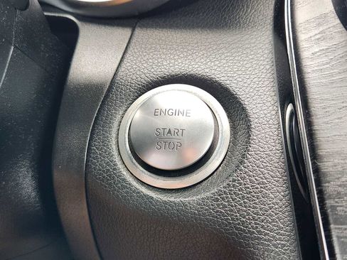 Used 2019 Mercedes-Benz GLC 350e 4MATIC image 20
