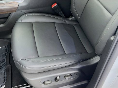 Certified 2026 GMC Sierra 1500 SLT w/ SLT Premium Plus Package image 18