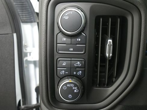 Used 2025 Chevrolet Silverado 2500 W/T w/ WT Convenience Package AWD/4WD image 33