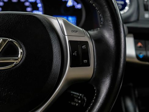 Used 2012 Lexus CT 200h Premium image 18