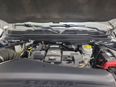 Used 2019 RAM 2500 Big Horn image 31