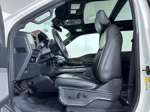 Used 2023 Ford F150 Lariat AWD/4WD image 6