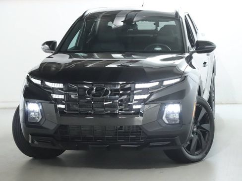Used 2024 Hyundai Santa Cruz Night AWD/4WD image 2