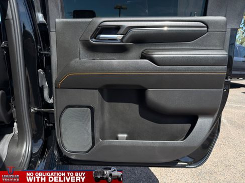 Used 2024 GMC Sierra 2500 AT4 w/ AT4 Premium Plus Package image 24