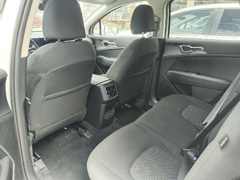 Certified 2026 Kia Sportage LX FWD image 7