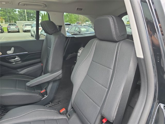 New 2026 Mercedes-Benz GLS 450 4MATIC image 13