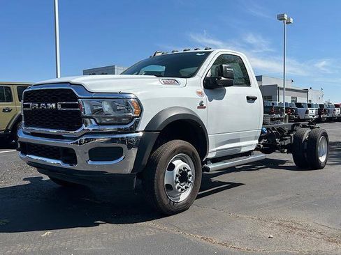 New 2024 RAM 5500 Tradesman image 8