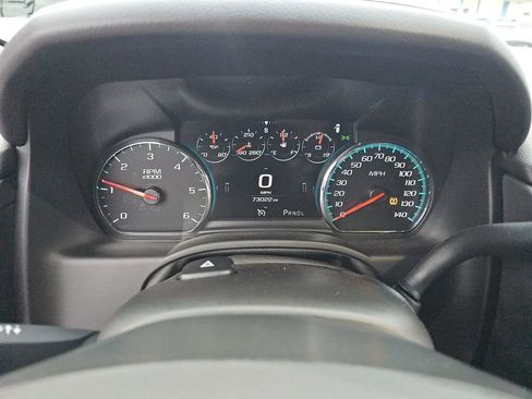 Used 2019 Chevrolet Suburban Premier image 12