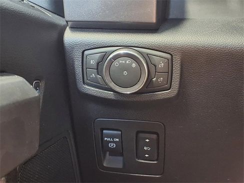 Used 2018 Ford F150 XLT w/ Equipment Group 302A Luxury image 20