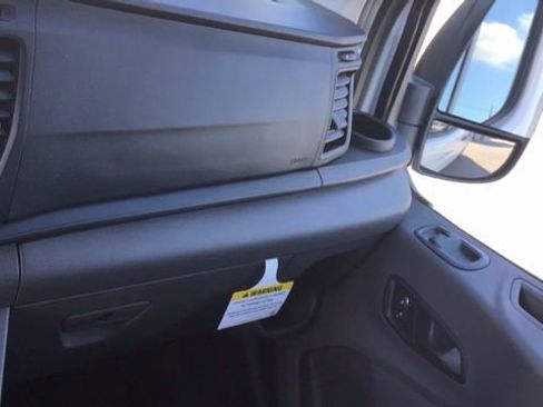 New 2025 Ford Transit 150 Low Roof image 21