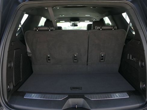 Used 2023 Chevrolet Tahoe Premier image 21