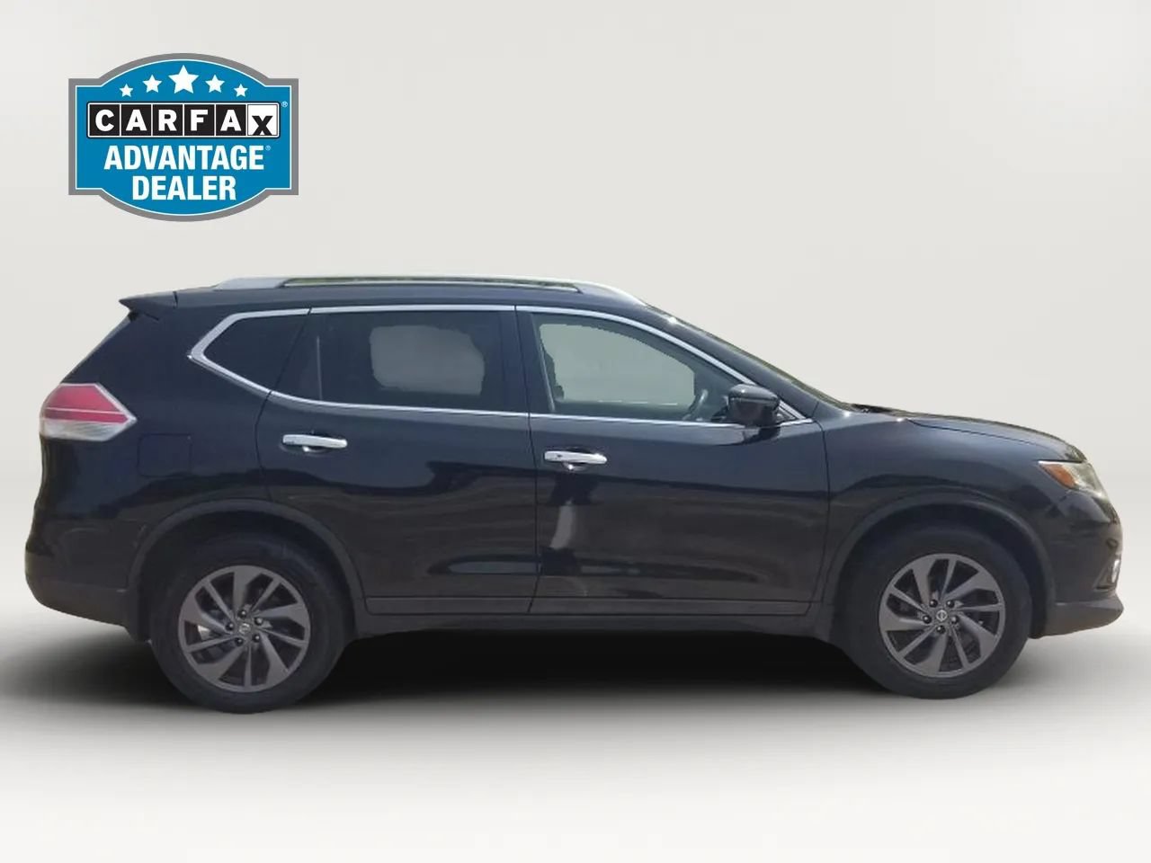 Used 2016 Nissan Rogue SL w/ SL Premium Package AWD/4WD image 4