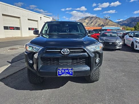 Used 2023 Toyota 4Runner SR5 Premium w/ Moonroof Package image 2
