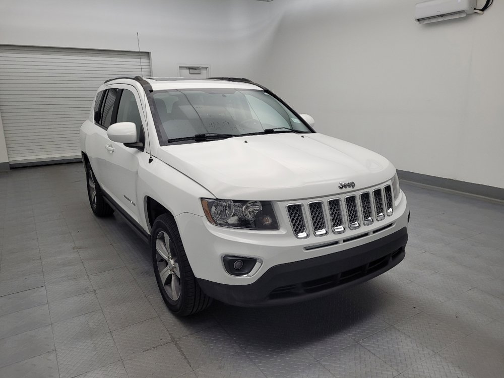 Used 2017 Jeep Compass High Altitude AWD/4WD image 13