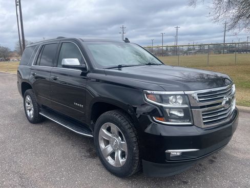 Used 2019 Chevrolet Tahoe Premier image 2