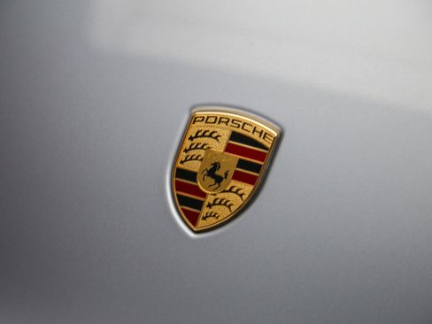 Certified 2026 Porsche Macan AWD/4WD image 12
