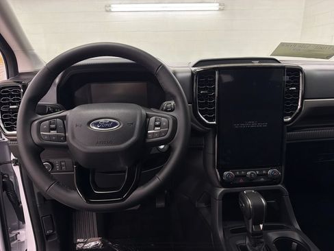 New 2026 Ford Ranger XLT w/ Equipment Group 301A High AWD/4WD image 8